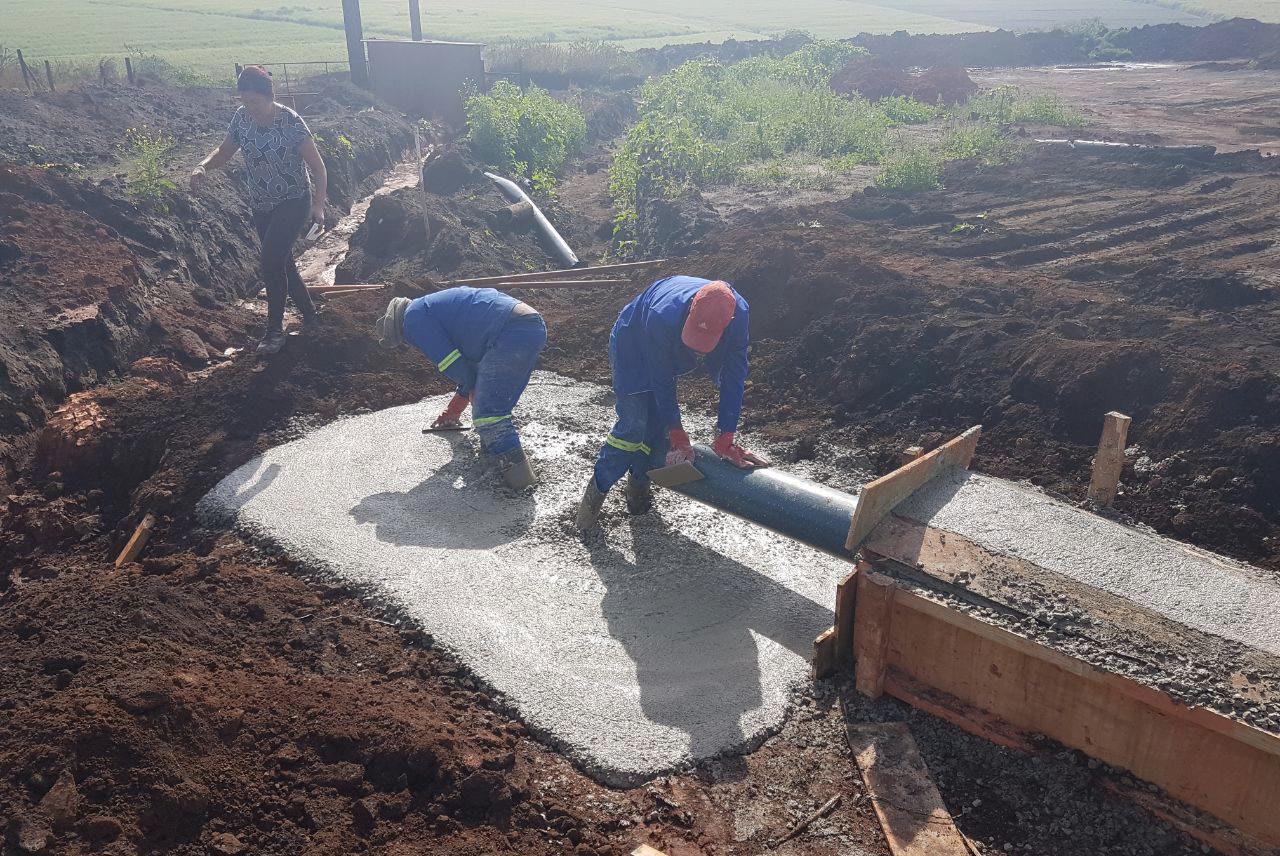 DAM-Construction-of-an-outlet-pipe